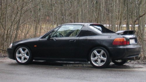 20 cars that everyone thought would become collectibles but somehow aren’t
