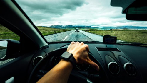 10 reasons you shouldn't get an SUV &amp; 10 ways it's better than a sedan