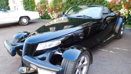 20 cars that everyone thought would become collectibles but somehow aren’t