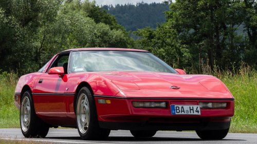 20 cars that everyone thought would become collectibles but somehow aren’t