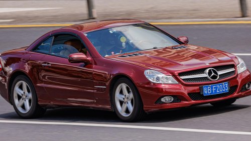 20 cars that everyone thought would become collectibles but somehow aren’t