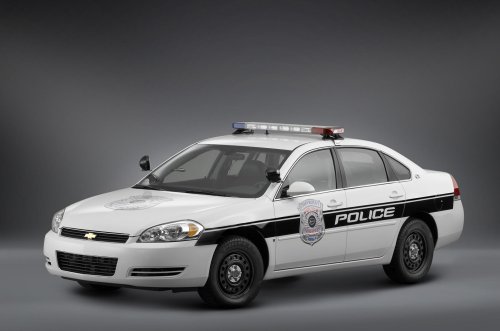 En imágenes: coches de policía estadounidenses del pasado y del presente