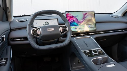 He probado el Geely Starray EM-i híbrido enchufable, y el BYD Seal U tiene motivos para preocuparse