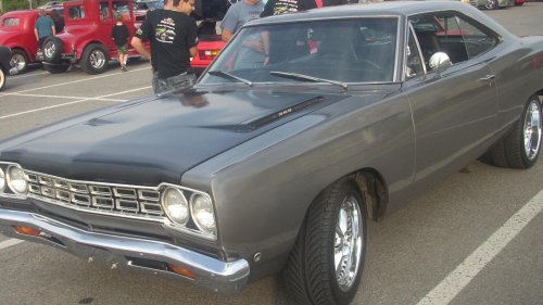 Muscle Cars, Classic muscle cars that are impossible to find now—according to collectors