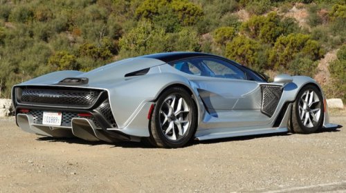 Driving Czinger's $2.7m hypercar makes you feel like a fighter pilot