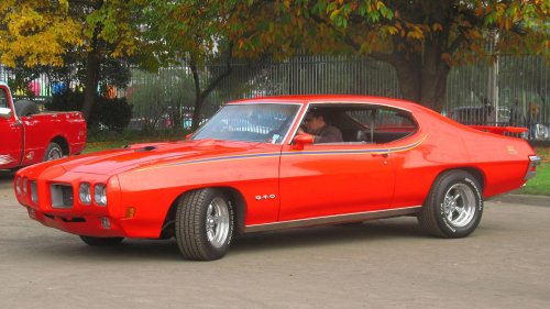 Muscle Cars, Classic muscle cars that are impossible to find now—according to collectors