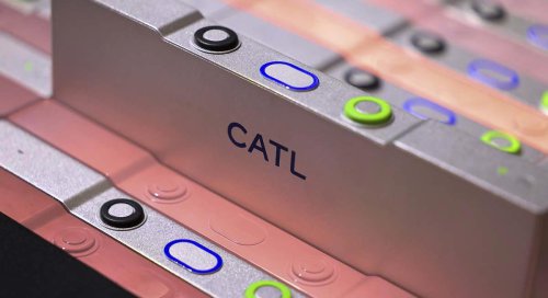 CATL pisa el acelerador de la autonomía del coche eléctrico y desafía a BYD con una batería recargable en seis minutos