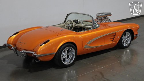 Chevrolet, Chevrolet Corvette, 1960 Chevrolet Corvette showcases blend of classic design and modern craftsmanship