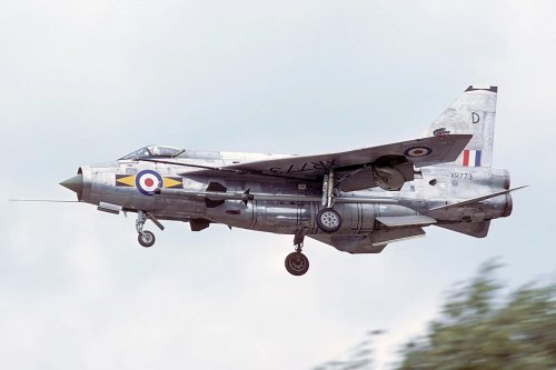 10 mind-blowing features of the English Electric Lightning fighter