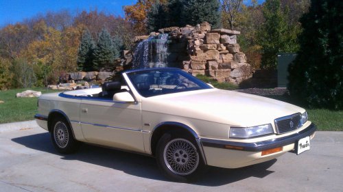 20 cars that everyone thought would become collectibles but somehow aren’t