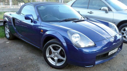 20 cars that everyone thought would become collectibles but somehow aren’t