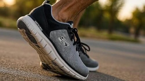 Los usuarios de Amazon recomiendan estas zapatillas de Skechers para andar: 