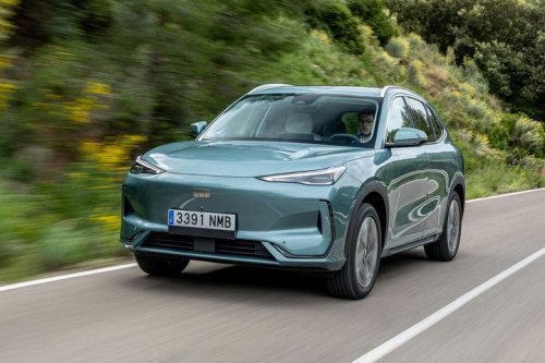 Geely aterriza en España con dos SUV electrificados y yo he sido uno de los primeros en catarlos: he aquí mis impresiones