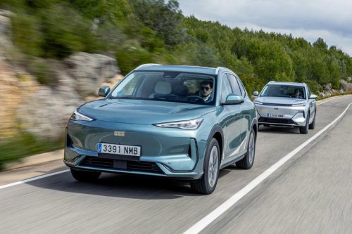Geely aterriza en España con dos SUV electrificados y yo he sido uno de los primeros en catarlos: he aquí mis impresiones