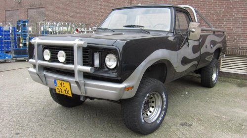 8 vintage trucks that refuse to fade into history