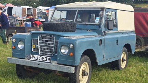 10 old-school trucks that are better than modern overlanders