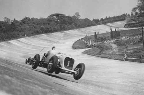 The cars with the largest engines ever made