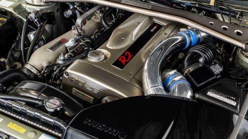 The R34 Skyline GT-R had a digital telemetry screen a decade before any supercar, now you can finally import one