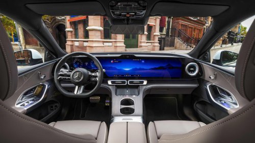 2027 Mercedes-Benz C 400 4MATIC electric interior and exterior picture gallery