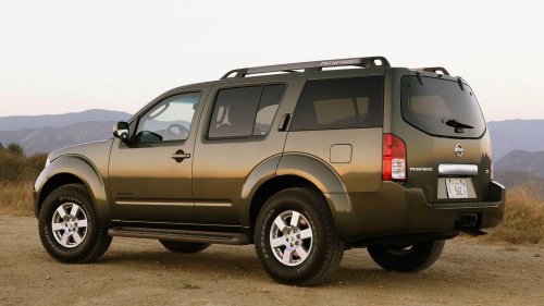 Nissan's final body-on-frame Pathfinder is now selling for a third of its MSRP