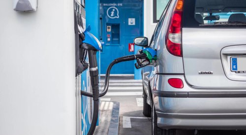 El detalle que muchos evitan en la gasolinera y que en el puente de mayo puede convertirse en imprescindible por la huelga