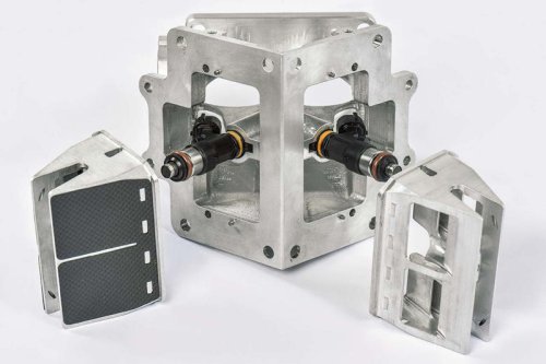 約100kgの2ストVツイン?カーボンモノコックの怪物「VINS DUECINQUANTA」とは?