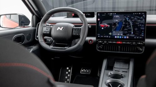 Hyundai, Hyundai Ioniq, Cupra, Hyundai ha escondido en el IONIQ 3 varias bazas con las que quiere meter en un lío al CUPRA Raval y al ID. Polo