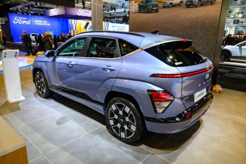 EV Sales in the US Plunge, Europeans Skyrocket