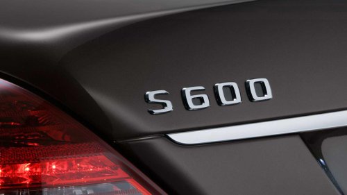2013 Mercedes-Benz S 600 vs 2026 Nissan Altima: Luxury for Altima prices