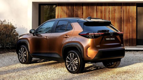 「派手さより燃費」を選んだトヨタの判断は正しかったのか…ヤリスクロス改良型が問いかけるSUVの本質