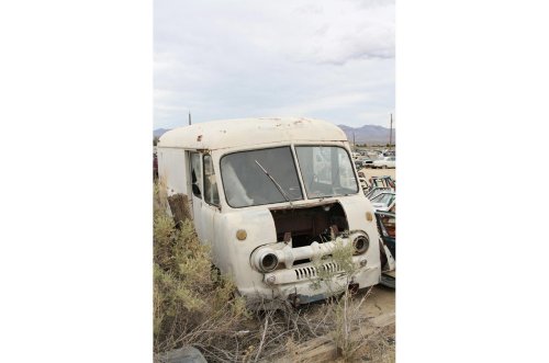 Las joyas del depósito de chatarra Valley Auto Wrecking en Thatcher, Arizona