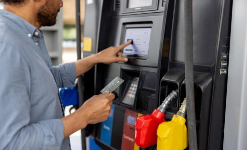 Lo que está ocurriendo con el petróleo podría cambiar lo que cuesta llenar el depósito en cuestión de días