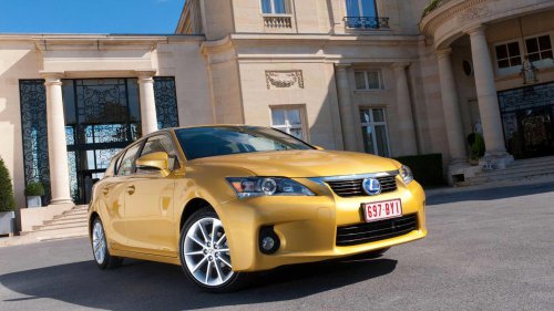 Lexus's CT 200h is the luxury hybrid that's perfect for the ongoing fuel crisis
