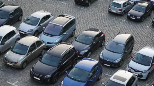 2.600.000 de coches en España están inmovilizados y sus dueños podrían ser multados con hasta 3.000 euros, según la ley sobre responsabilidad civil