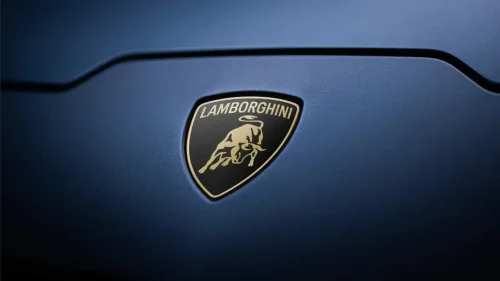 El Lamborghini Revuelto SV podría rendir hasta 1.300 CV para superar al Ferrari F80