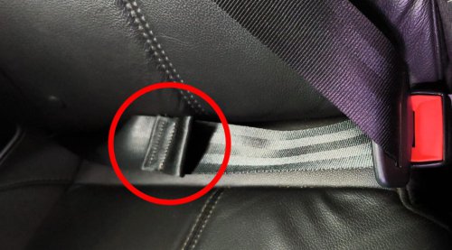 Física aplicada a la supervivencia: para esto sirve el bucle de tela de los cinturones de seguridad