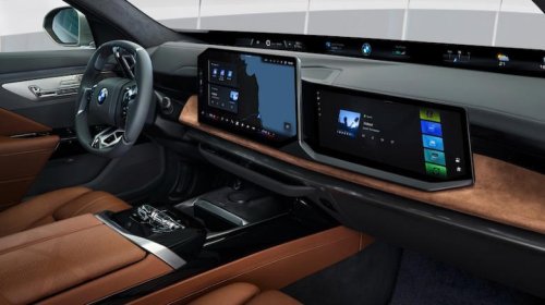 BMW's 7 series facelift looks better outside, but I can't get over the new interior
