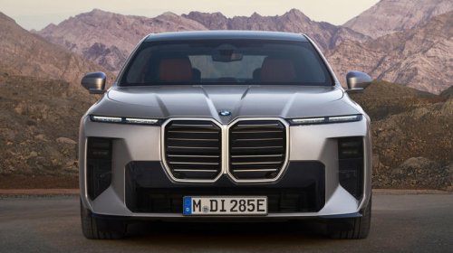 2027 BMW 7 series gets a facelift that would make any Beverly Hills plastic surgeon jealous