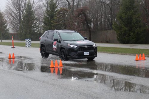 MotoMaster Hydra Edge Plus tire review