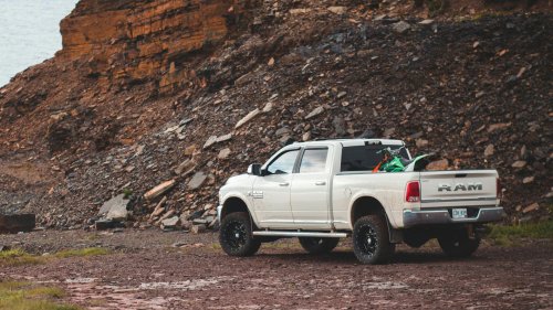10 ways pickup trucks changed driving for the better &amp; 10 ways they made it worse