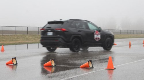 MotoMaster Hydra Edge Plus tire review