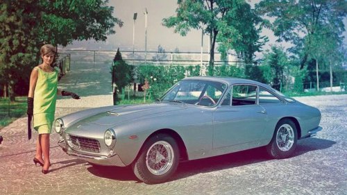 10 cars with timeless styling &amp; 10 that looked dated way too fast