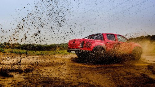 10 ways pickup trucks changed driving for the better &amp; 10 ways they made it worse