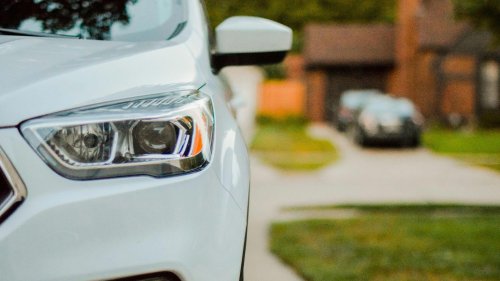 20 hidden features in new cars most drivers don’t know about