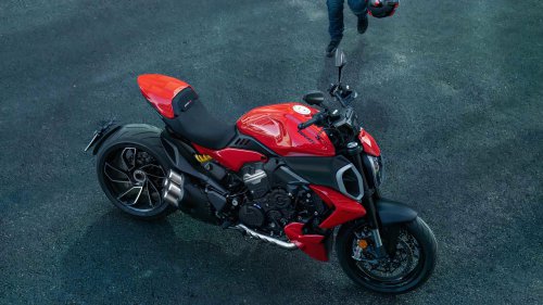 The power cruiser that feels fast, comfortable, and surprisingly practical