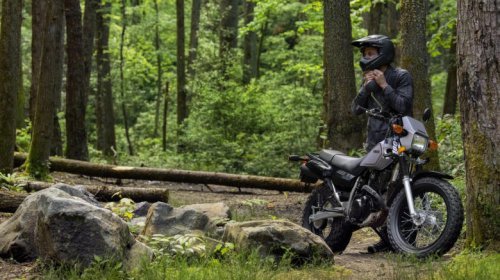 These 7 brand new motorcycles still haven't made the switch from carbs to fuel injection