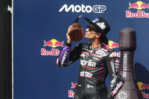 Jorge Martín, sobre ganar el mundial con Aprilia y Marco Bezzecchi frente a Ducati y KTM: 
