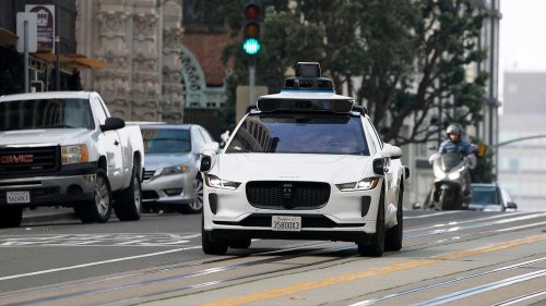 Waymo vehicles 'putting American lives at risk,' source warns amid autonomous vehicle company's massive recall