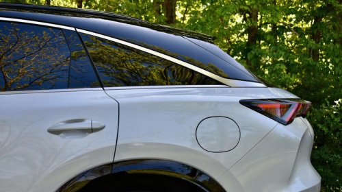 Infiniti, Infiniti's 2027 QX65 looks the part, but nostalgia can't hide how it drives