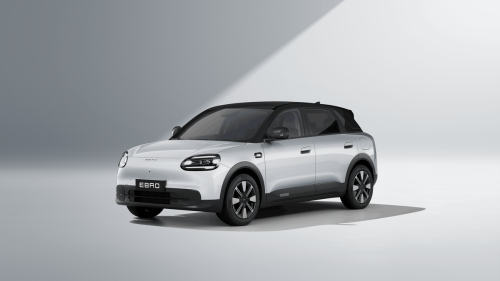 Ebro anuncia un eléctrico urbano basado en el Chery QQ3, del tamaño de un MG4 y fabricado en España